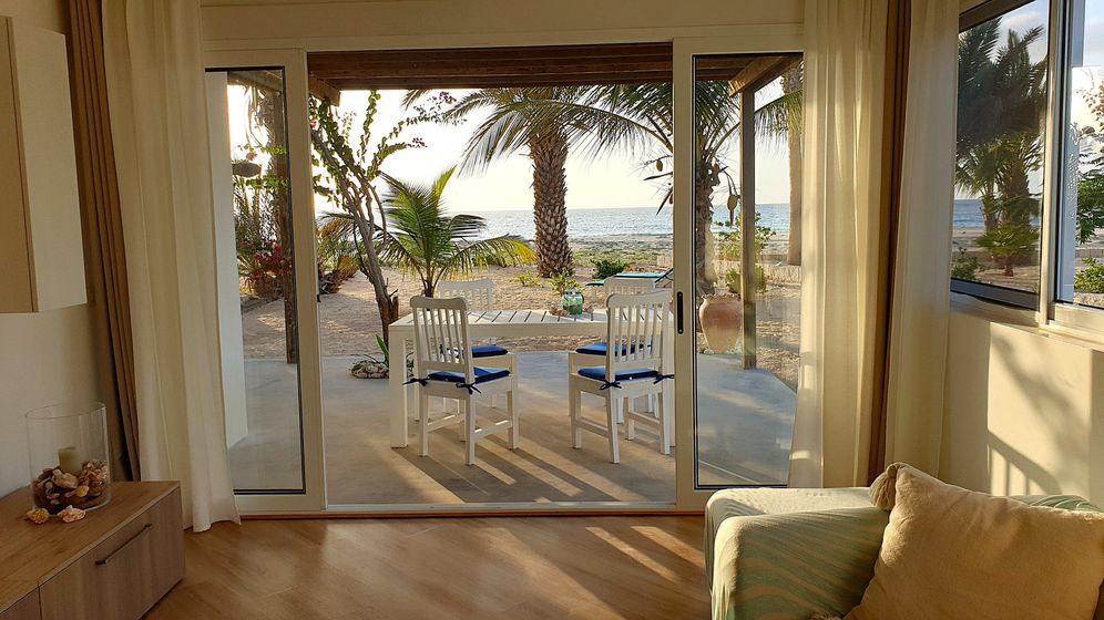 Beachhaus Praia de Chaves, foto – Soggiorno con vista su terrazza e spiaggia